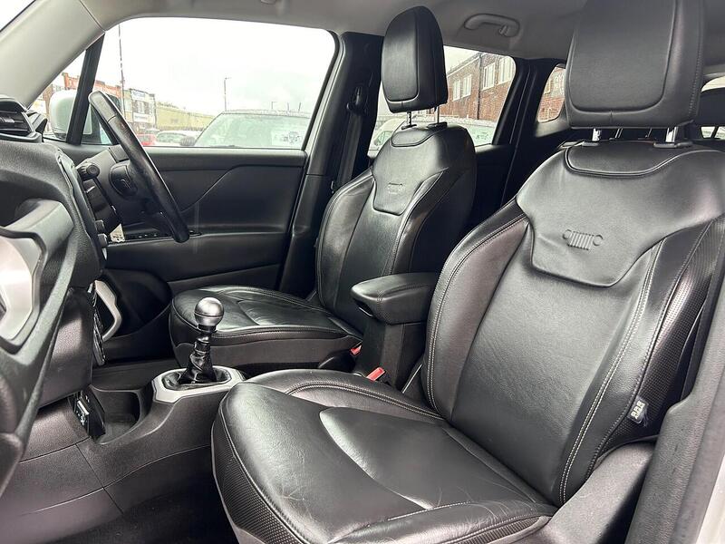 Used Jeep Renegade 2015 for sale - 76403243: Photo 33