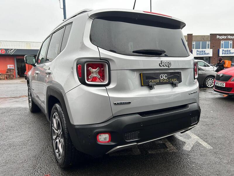 Used Jeep Renegade 2015 for sale - 76403243: Photo 8