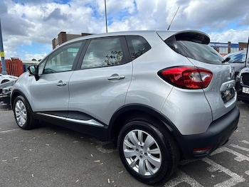 Used Renault Captur 2015 for sale - 79434209: Photo
