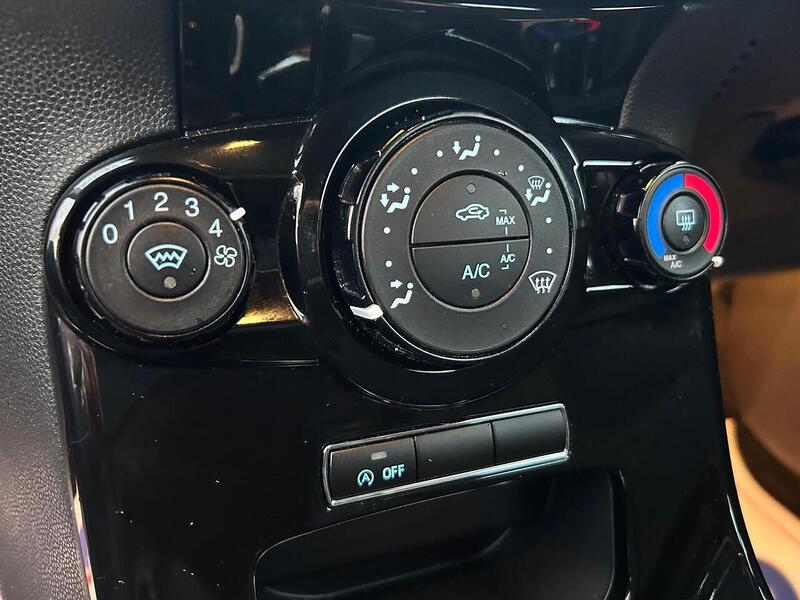 Used Ford Fiesta 2017 for sale - 76879350: Photo 39