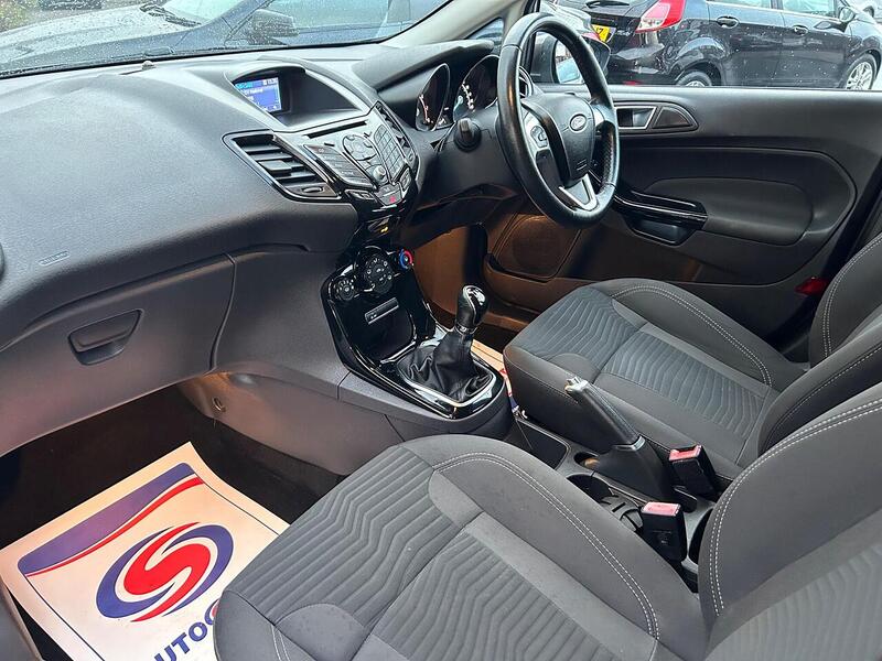 Used Ford Fiesta 2017 for sale - 76879350: Photo 40