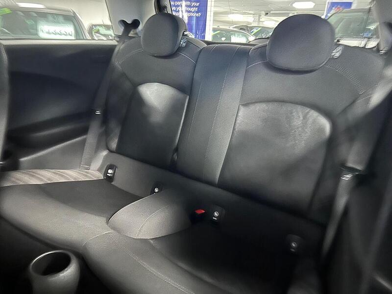 Used MINI Hatch 2017 for sale - 76831616: Photo 24
