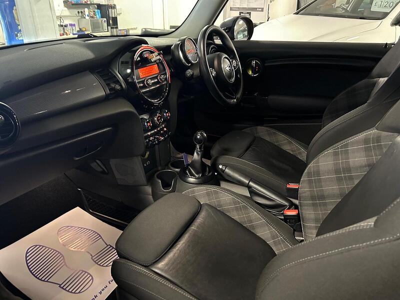 Used MINI Hatch 2017 for sale - 76831616: Photo 26