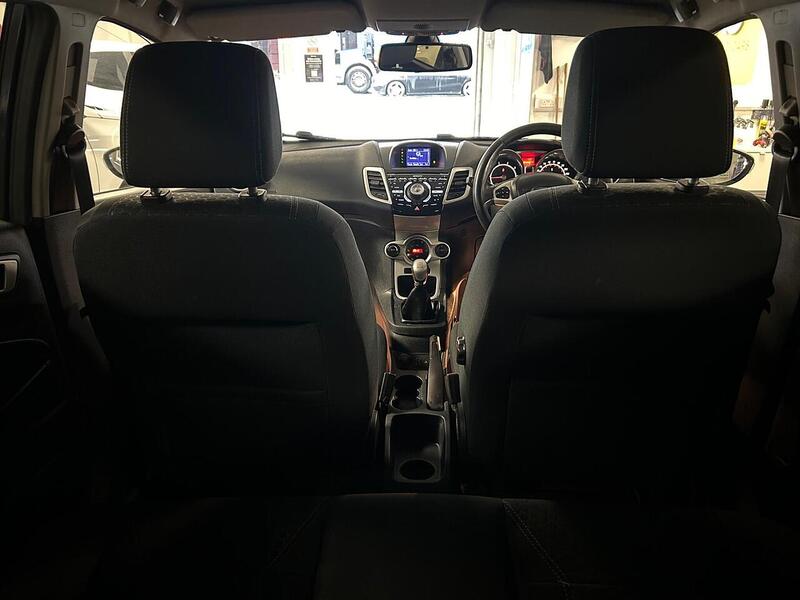 Used Ford Fiesta 2011 for sale - 77418369: Photo 19