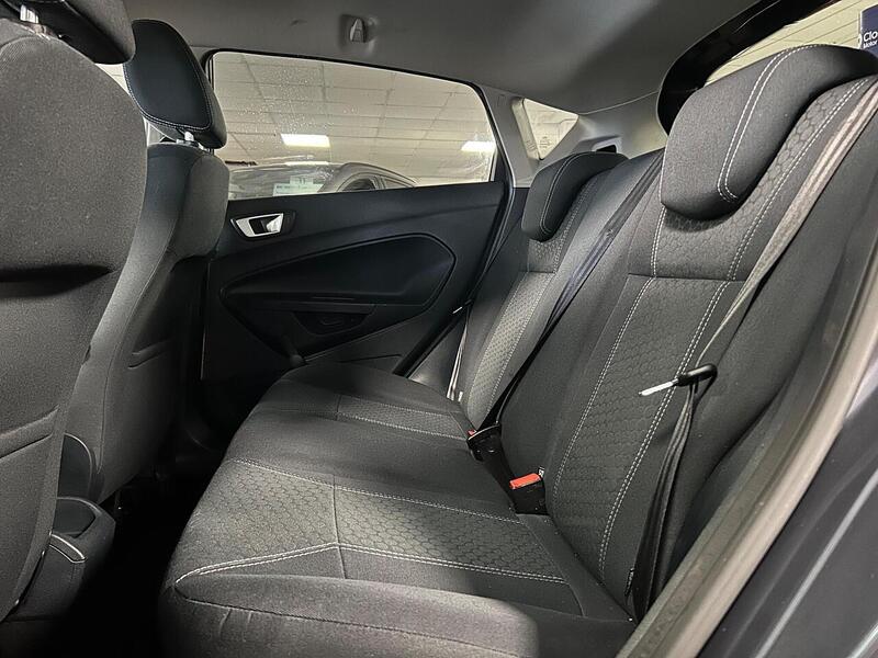 Used Ford Fiesta 2011 for sale - 77418369: Photo 20