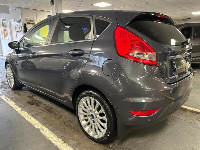 Used Ford Fiesta 2011 for sale - 77418369: Photo 5