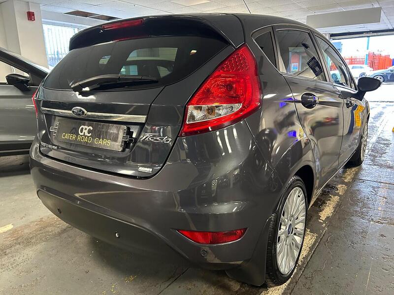 Used Ford Fiesta 2011 for sale - 77418369: Photo 8