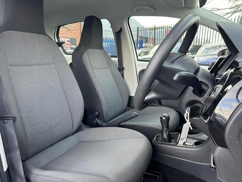 Used Volkswagen up! for sale - 77298380: Photo 18