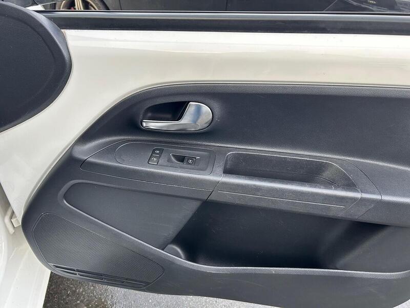 Used Volkswagen up! for sale - 77298380: Photo 22