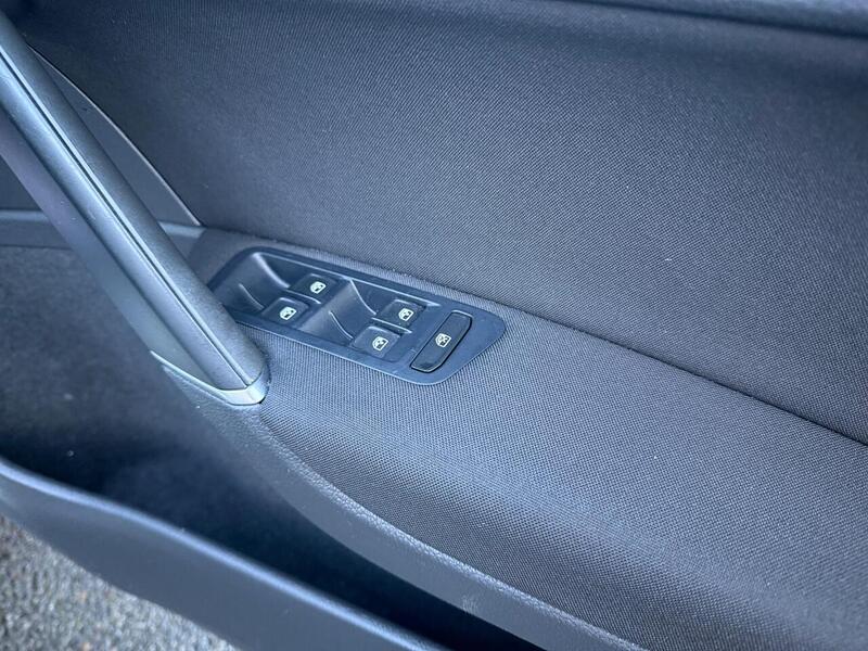 Used Volkswagen Golf 2015 for sale - 76778064: Photo 18