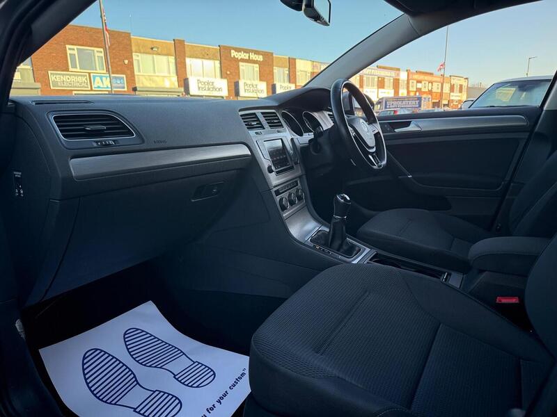Used Volkswagen Golf 2015 for sale - 76778064: Photo 31