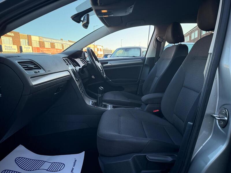 Used Volkswagen Golf 2015 for sale - 76778064: Photo 32