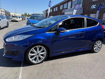 Used Ford Fiesta 2015 for sale - 79458516: Photo