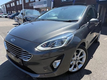 Used Ford Fiesta 2017 for sale - 79261936: Photo