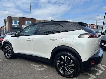 Used Peugeot 2008 2023 for sale - 78714209: Photo