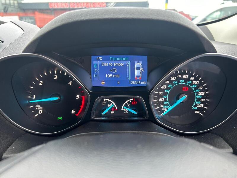 Used Ford Kuga 2014 for sale - 76605225: Photo 26