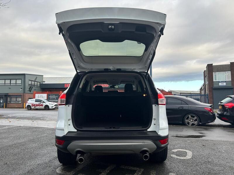 Used Ford Kuga 2014 for sale - 76605225: Photo 27