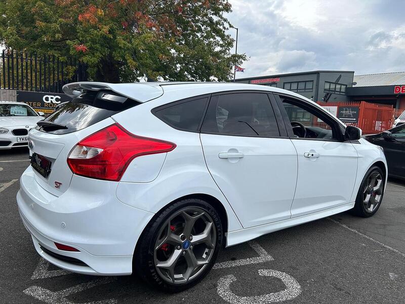 Used Ford Focus 2012 for sale - 76148378: Photo 11
