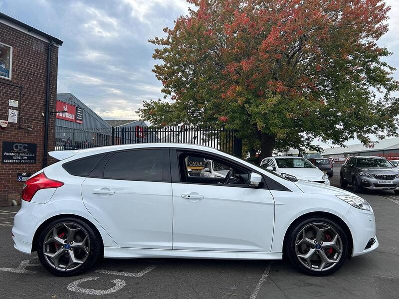 Used Ford Focus 2012 for sale - 76148378: Photo 12