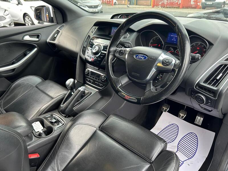 Used Ford Focus 2012 for sale - 76148378: Photo 16