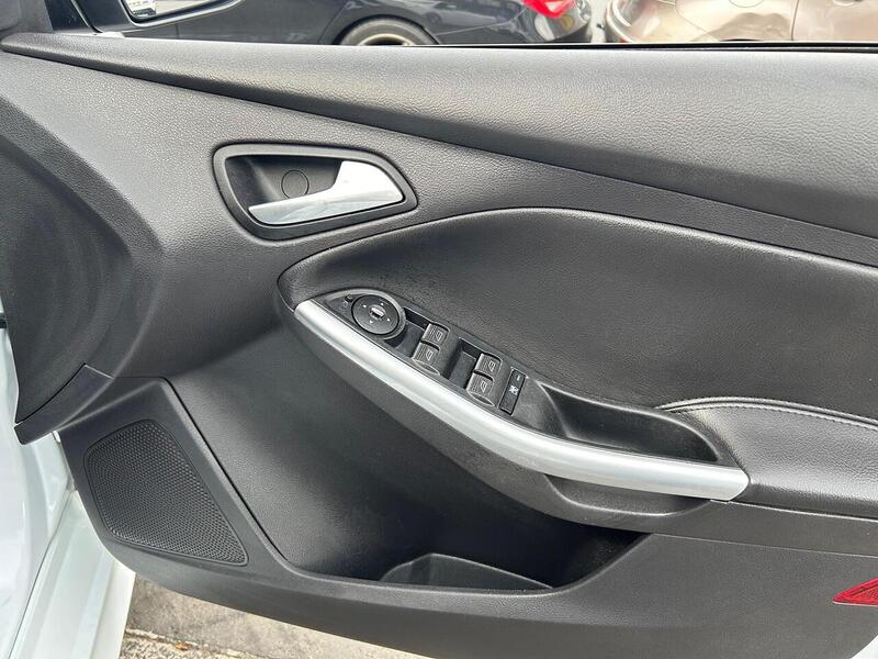 Used Ford Focus 2012 for sale - 76148378: Photo 20