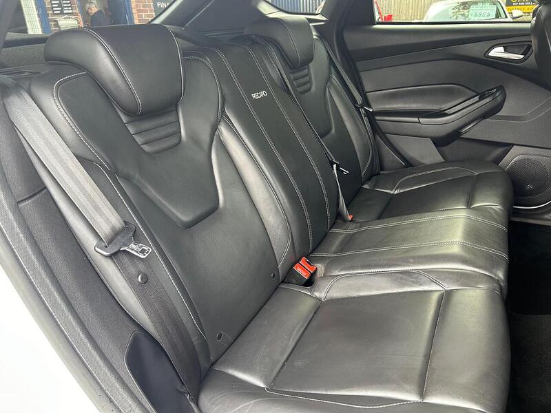 Used Ford Focus 2012 for sale - 76148378: Photo 23