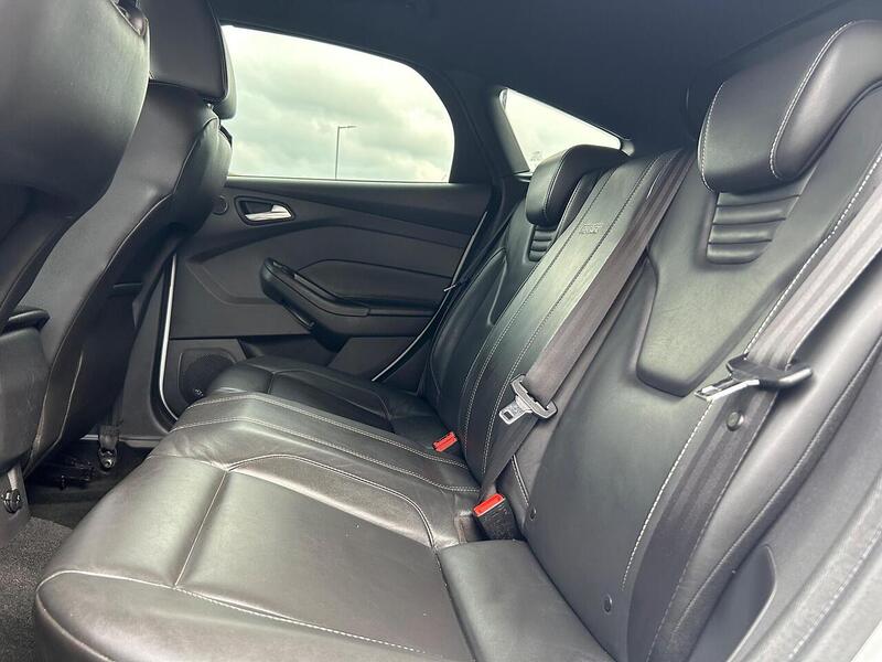 Used Ford Focus 2012 for sale - 76148378: Photo 30