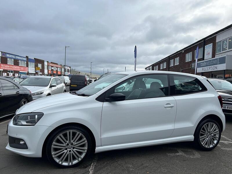 Used Volkswagen Polo 2016 for sale - 77990175: Photo 9