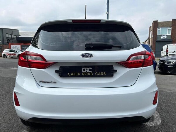 Used Ford Fiesta 2017 for sale - 74927708: Photo 9