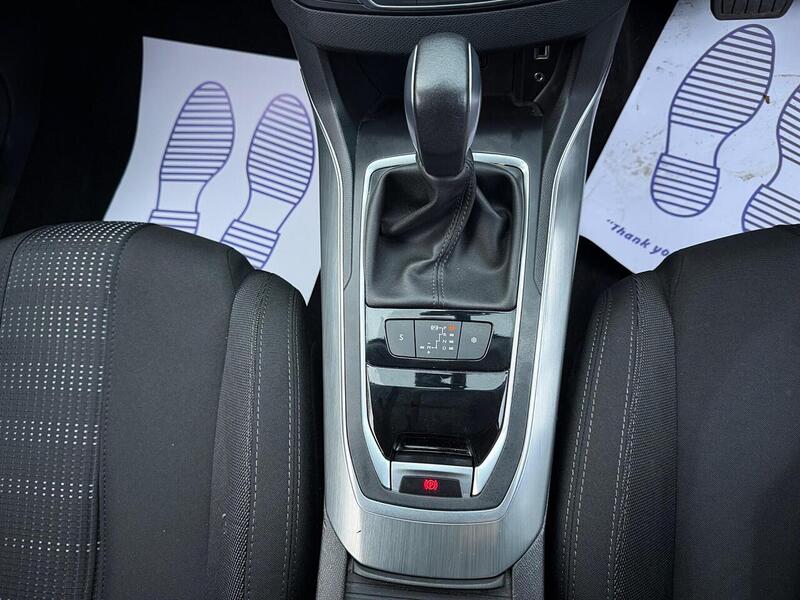 Used Peugeot 308 2017 for sale - 76720012: Photo 25