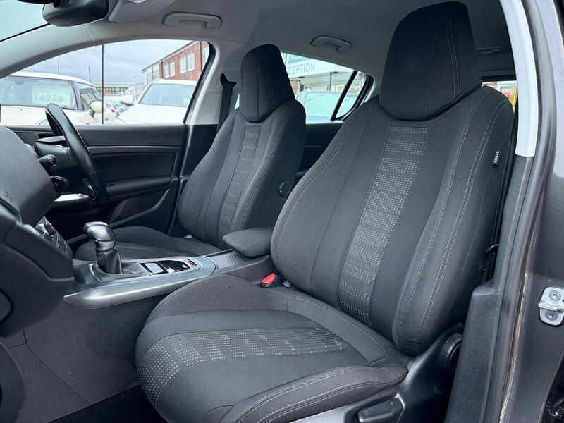 Used Peugeot 308 2017 for sale - 76720012: Photo 28