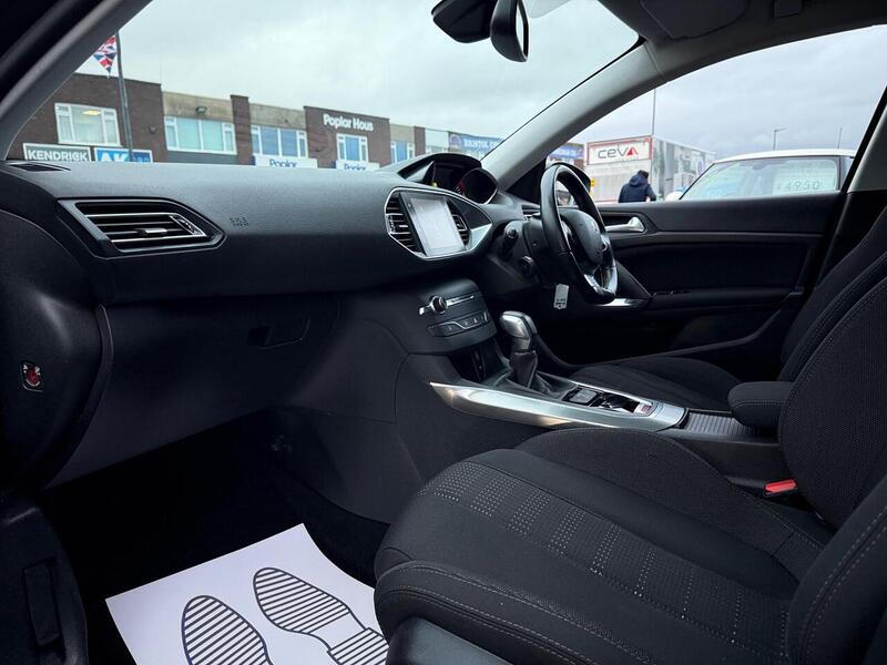 Used Peugeot 308 2017 for sale - 76720012: Photo 29