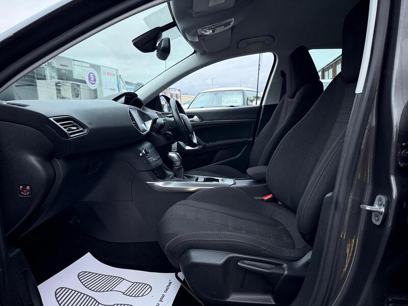 Used Peugeot 308 2017 for sale - 76720012: Photo 30