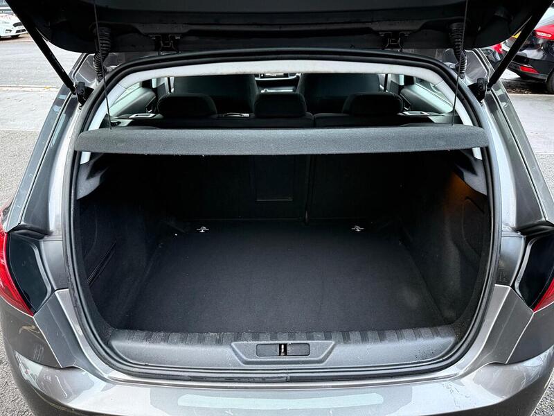 Used Peugeot 308 2017 for sale - 76720012: Photo 38