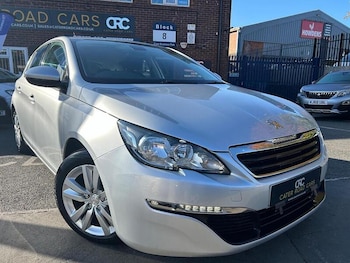 Used Peugeot 308 2015 for sale - 76077208: Photo