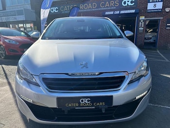 Used Peugeot 308 2015 for sale - 76077208: Photo