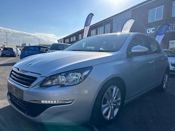 Used Peugeot 308 2015 for sale - 76077208: Photo