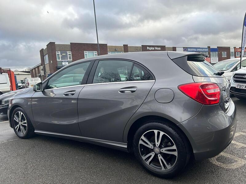 Used Mercedes-Benz A-Class 2014 for sale - 77651131: Photo 4