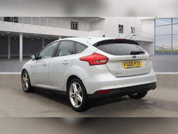 Used Ford Focus 2015 for sale - 77331201: Photo