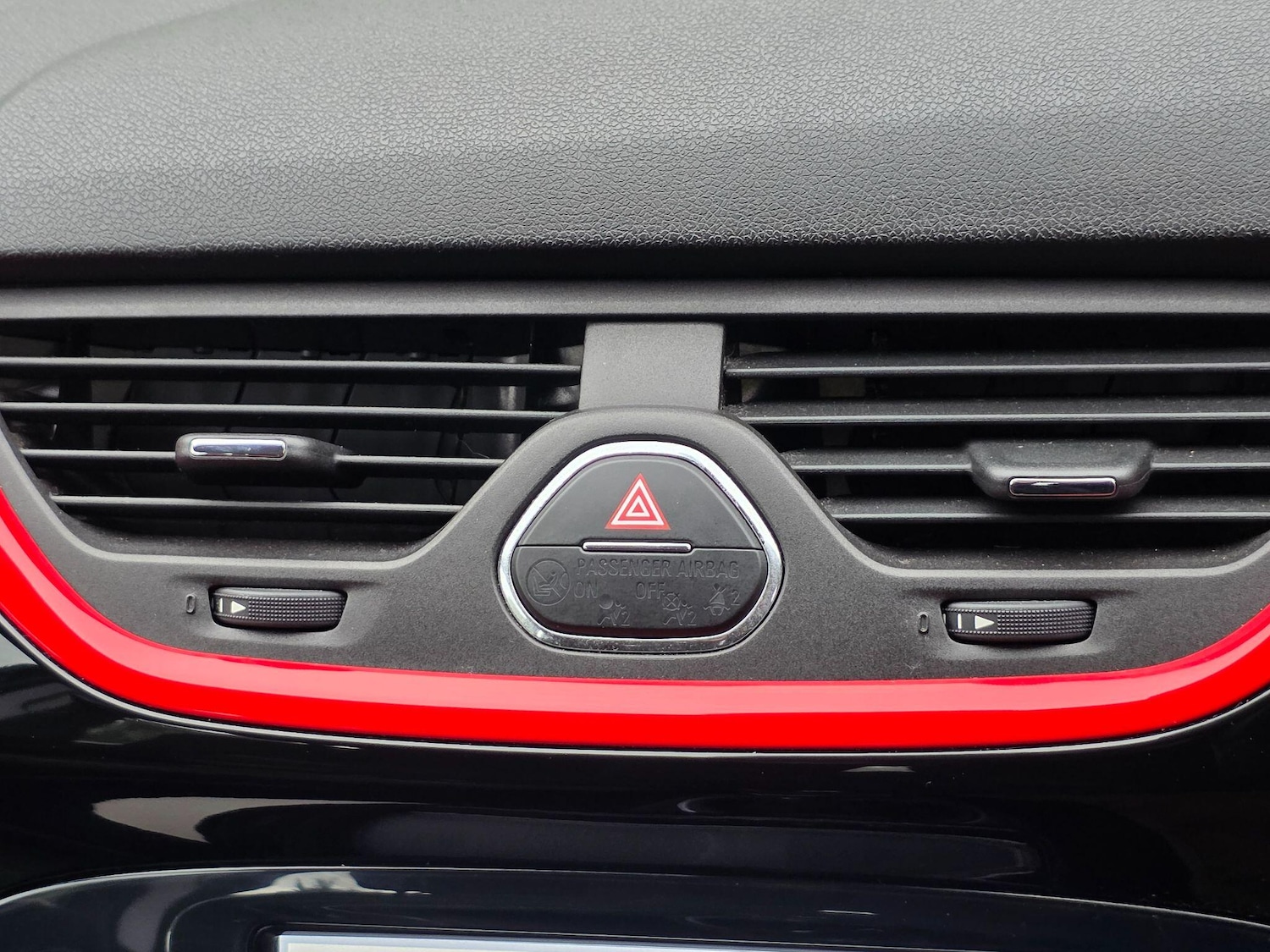 Used Vauxhall Corsa 2015 for sale - 76370563: Photo 34