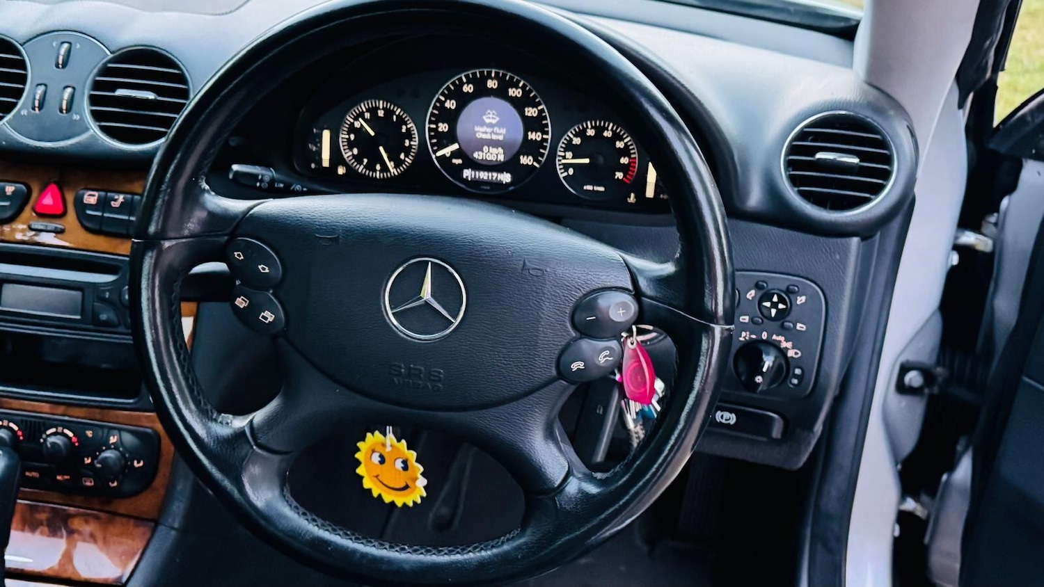 Used Mercedes-Benz CLK 2002 for sale - 76370129: Photo 4