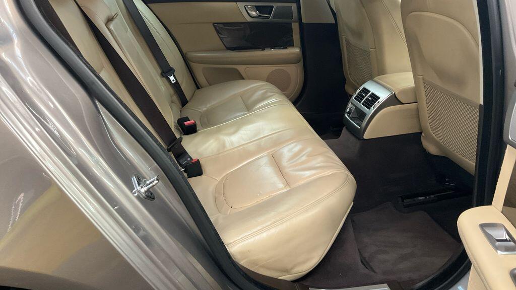 Used Jaguar XF 2012 for sale - 77637828: Photo 12