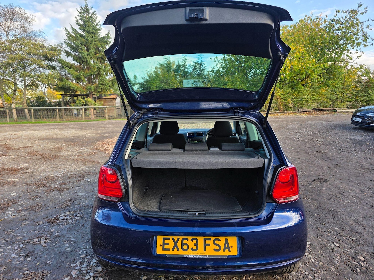Used Volkswagen Polo 2013 for sale - 76371320: Photo 15