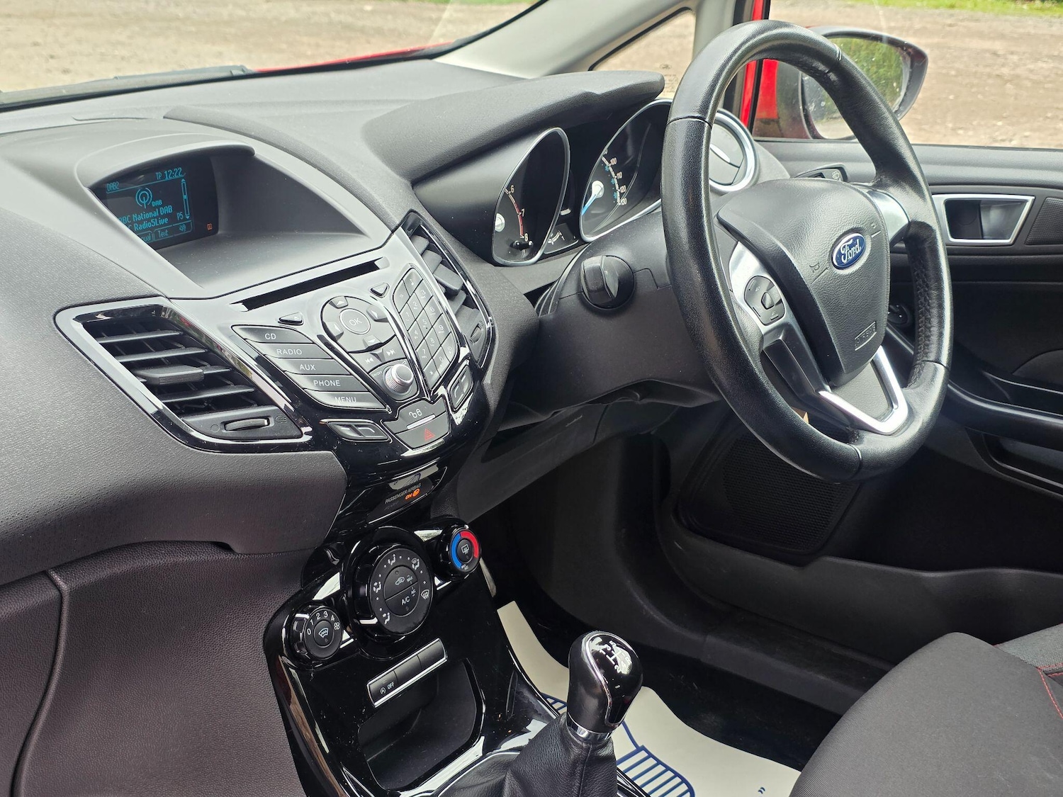 Used Ford Fiesta 2016 for sale - 76371110: Photo 3