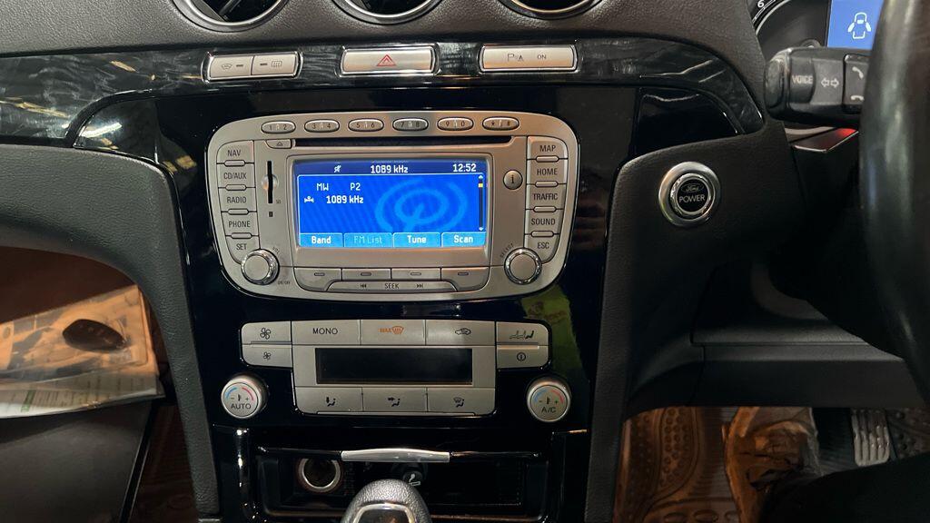 Used Ford Galaxy 2010 for sale - 76371453: Photo 3