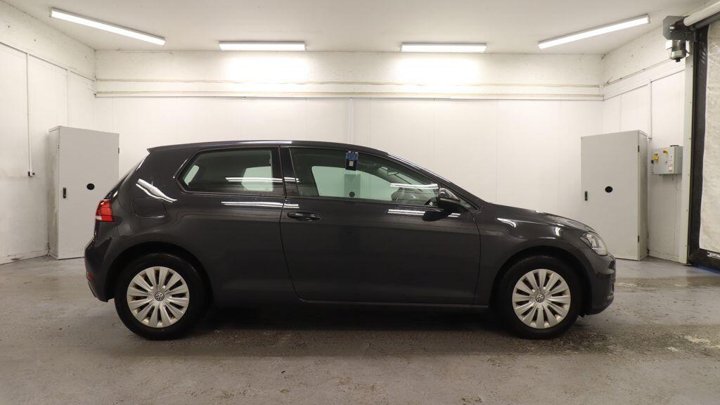 Used Volkswagen Golf 2017 for sale - 76606822: Photo 9