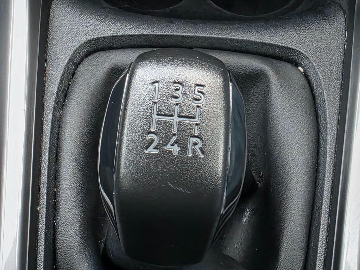 Used Peugeot 2008 2018 for sale - 76527672: Photo 34