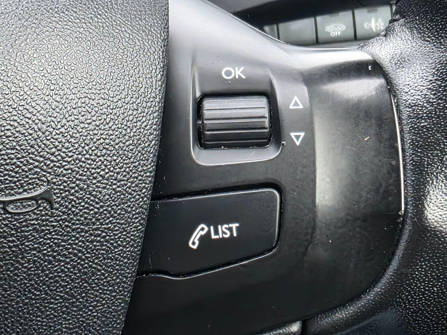 Used Peugeot 2008 2018 for sale - 76527672: Photo 36