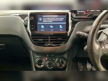 Used Peugeot 2008 2018 for sale - 76527672: Photo