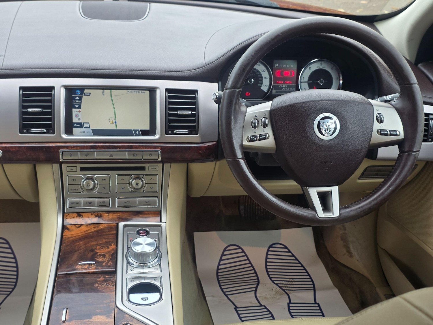 Used Jaguar XF 2010 for sale - 76976717: Photo 16